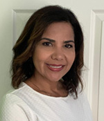 Headshot of instructor Mayra Reyes